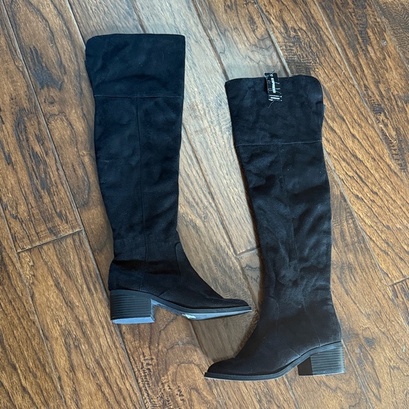 NWT! Express Black Over the knee Women's Boots, size 7 - Picture 3 of 9